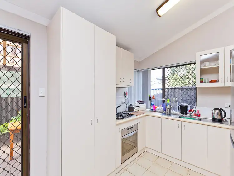 Sixth view of Homely house listing, 2/40 Merley Way, Parkwood WA 6147