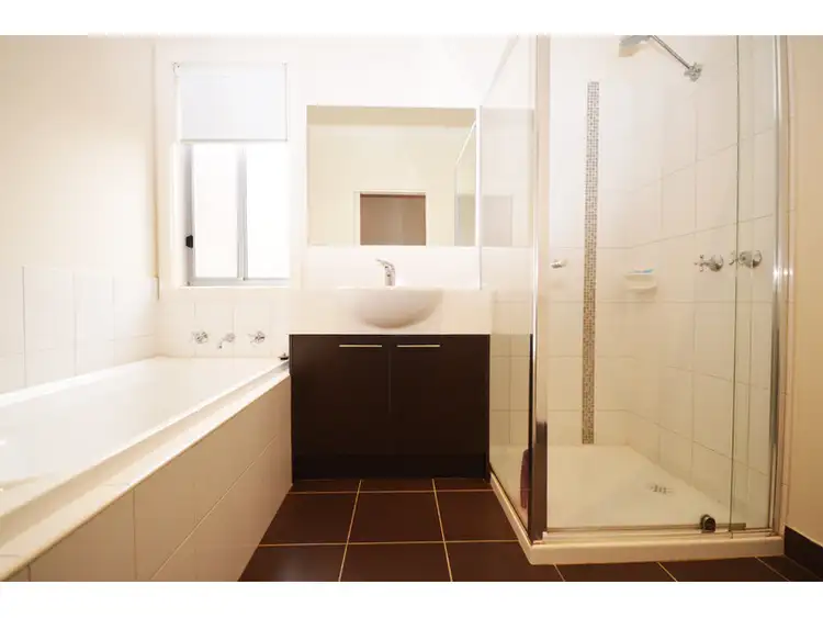 Fifth view of Homely unit listing, 1/6 Assumption Close, Truganina VIC 3029