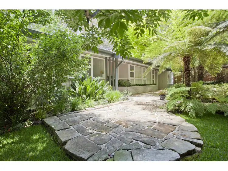 370 Macquarie Road, Springwood NSW 2777
