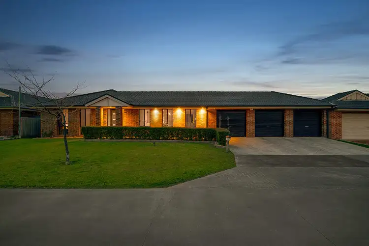6 Stanton Court, Pakenham VIC 3810
