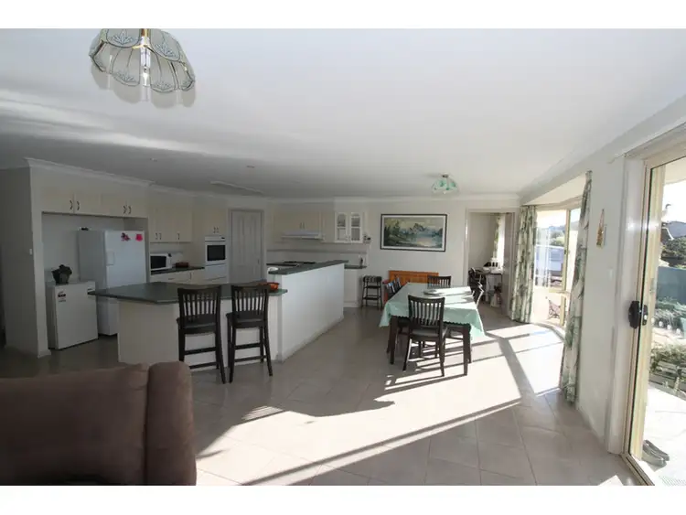 Fourth view of Homely house listing, 8 Quinn Court, Llanarth NSW 2795