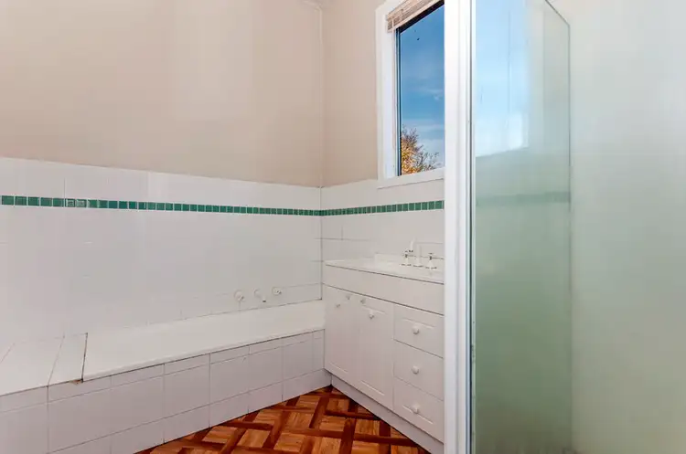 Fifth view of Homely house listing, 7 Eversley Street, Hamilton VIC 3300