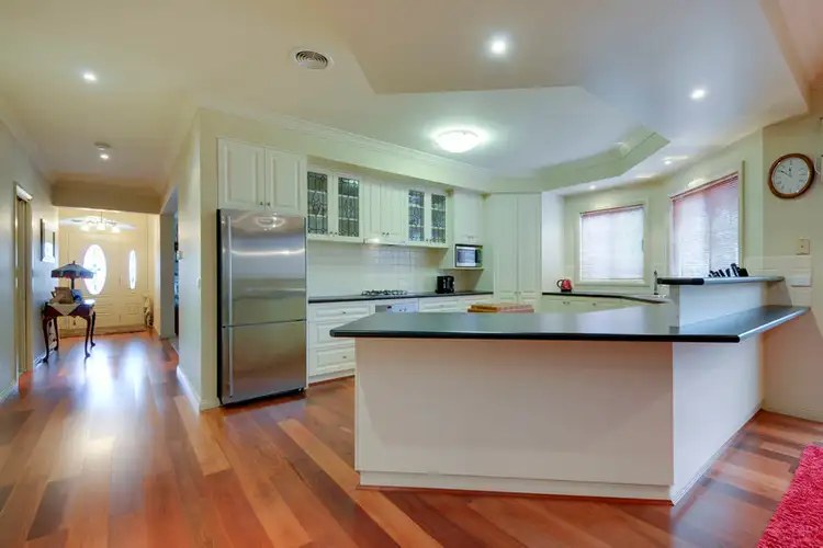 Fifth view of Homely house listing, 8 Sherwood Court, Traralgon VIC 3844