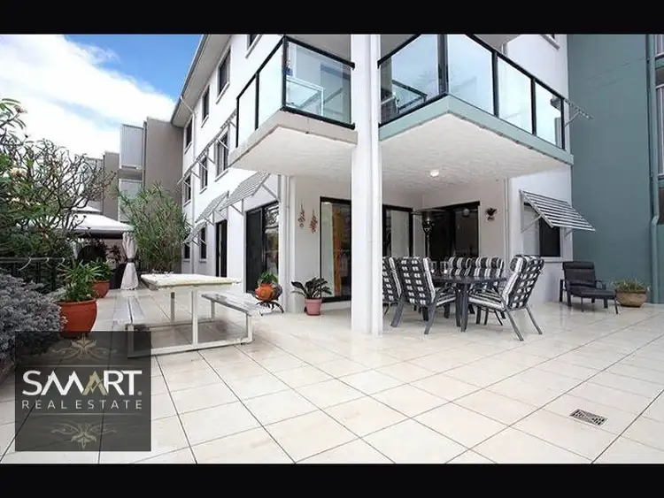 4/24-26 Parker Street, Labrador QLD 4215