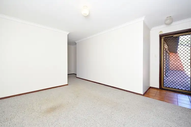 Sixth view of Homely house listing, 6 Galvin Court, Leeming WA 6149