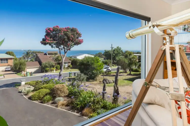 4 Barrow Street, Mount Martha VIC 3934