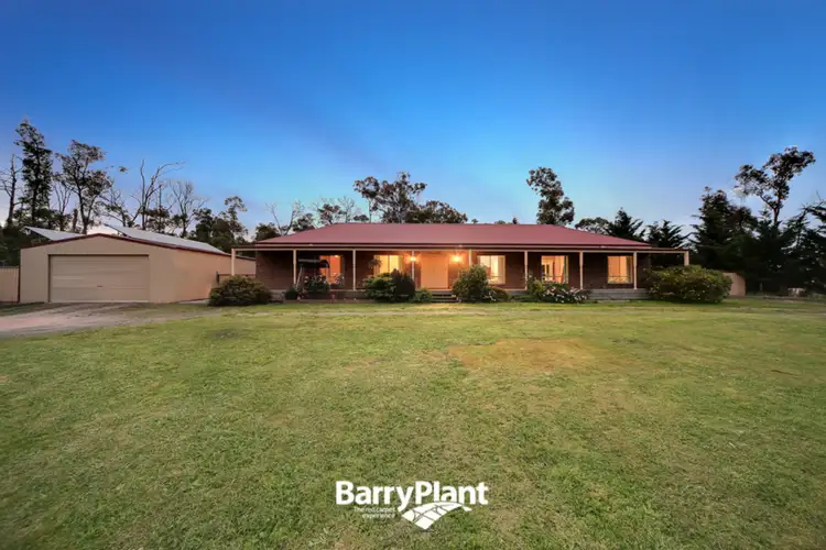 2 Scarlett Court, Drouin VIC 3818