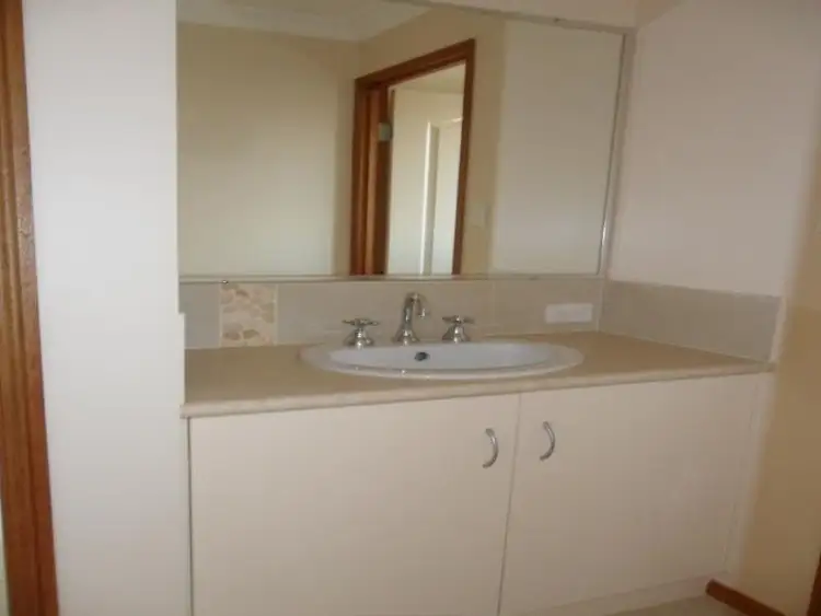 Third view of Homely unit listing, 5/100 Clark, Clifton QLD 4361