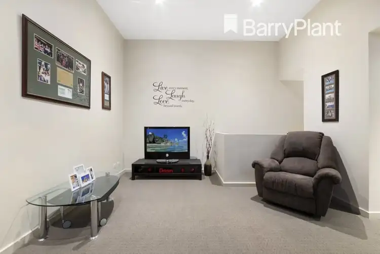 Sixth view of Homely house listing, 5 Sunline Terrace, Pakenham VIC 3810