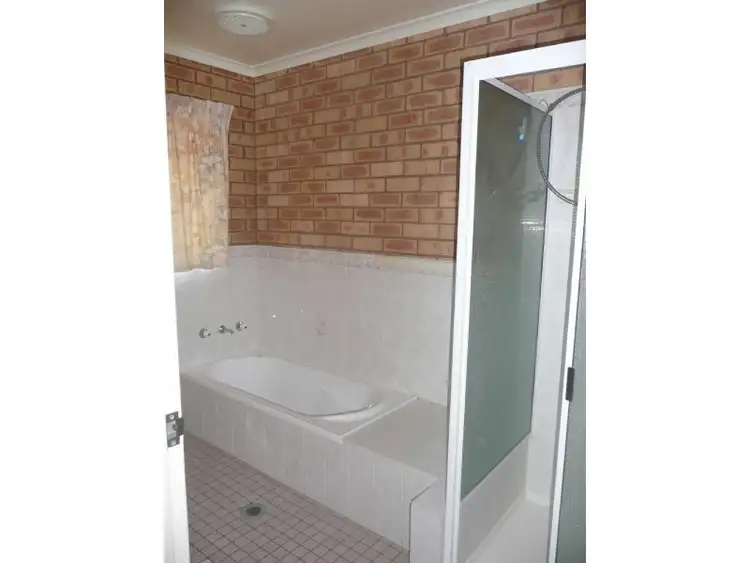 Second view of Homely house listing, 4/25 Racecourse Road, Narrandera NSW 2700