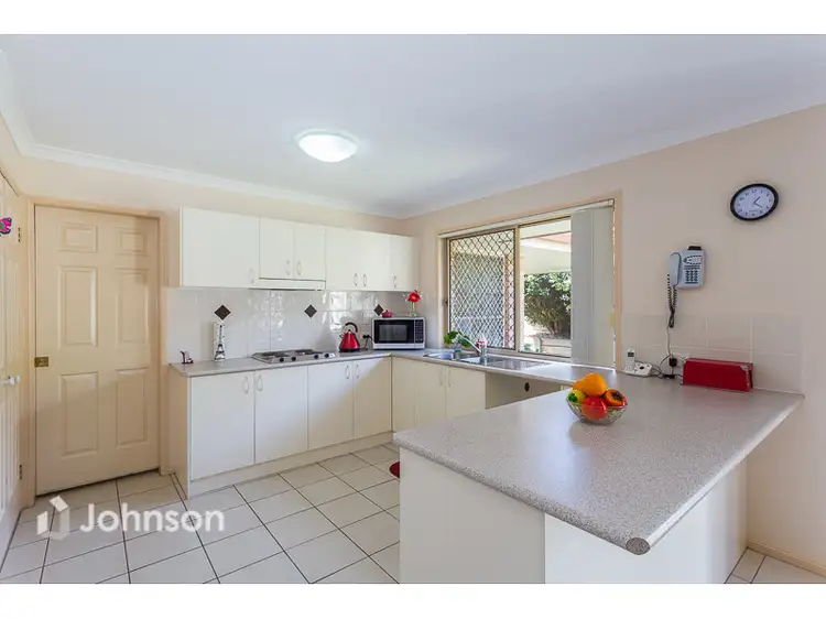 Second view of Homely house listing, 6 Elaine Place, Birkdale QLD 4159