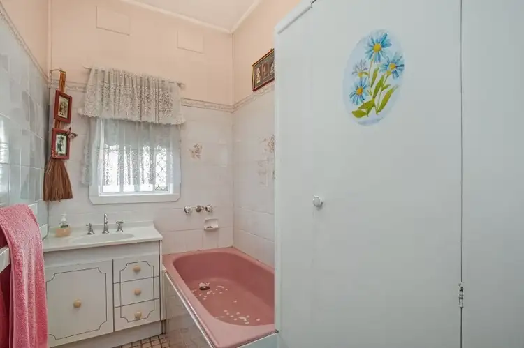 Fifth view of Homely house listing, 98 Beresford Avenue, Beresfield NSW 2322