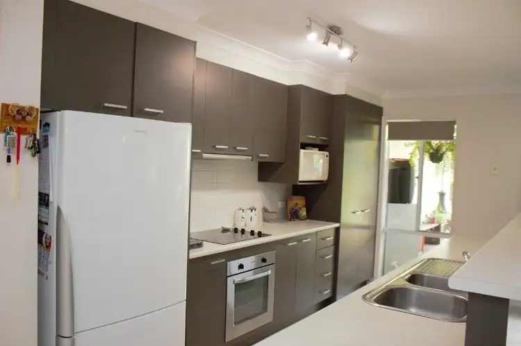 Second view of Homely house listing, 21 Killarney Court, Ormeau QLD 4208