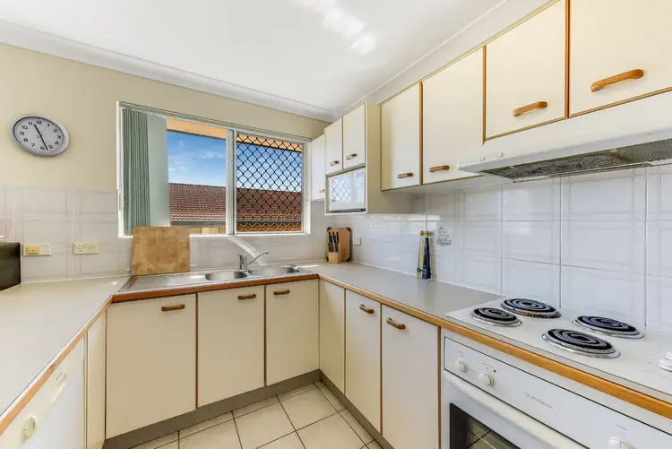 Sixth view of Homely apartment listing, 4/33 Franz Road, Clayfield QLD 4011