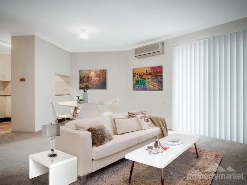 Main view of Homely retirement listing, 15/15 Lorraine Avenue, Berkeley Vale NSW 2261