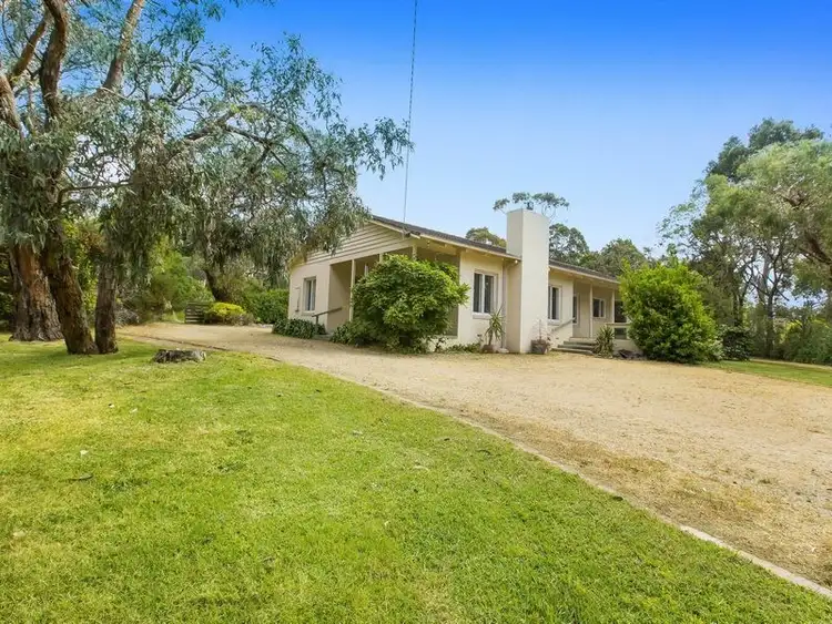 8 Armagh Road, Frankston South VIC 3199