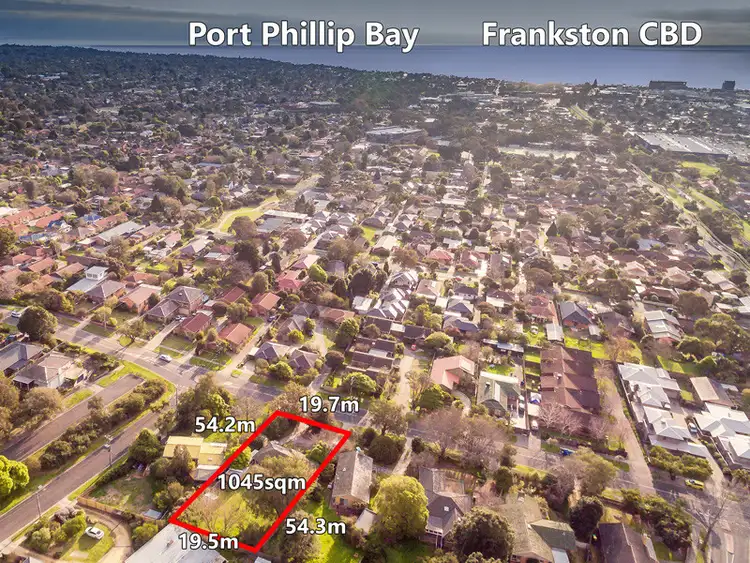 40 Hillcrest Road, Frankston VIC 3199