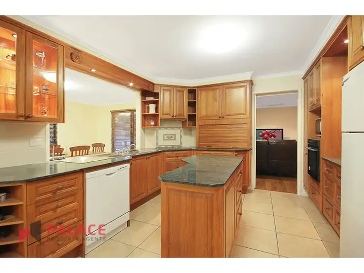 Second view of Homely house listing, 125 Phillip Crescent, Barellan Point QLD 4306
