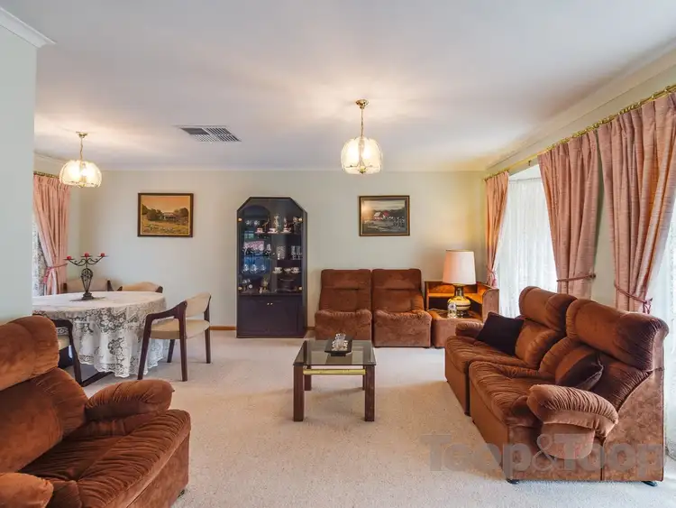 Sixth view of Homely house listing, 17 Foulis Court, Wynn Vale SA 5127
