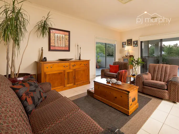 Fifth view of Homely house listing, 33 Michelle Drive, Kiewa VIC 3691
