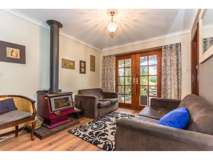 9 Ellis Road, Mount Nasura WA 6112