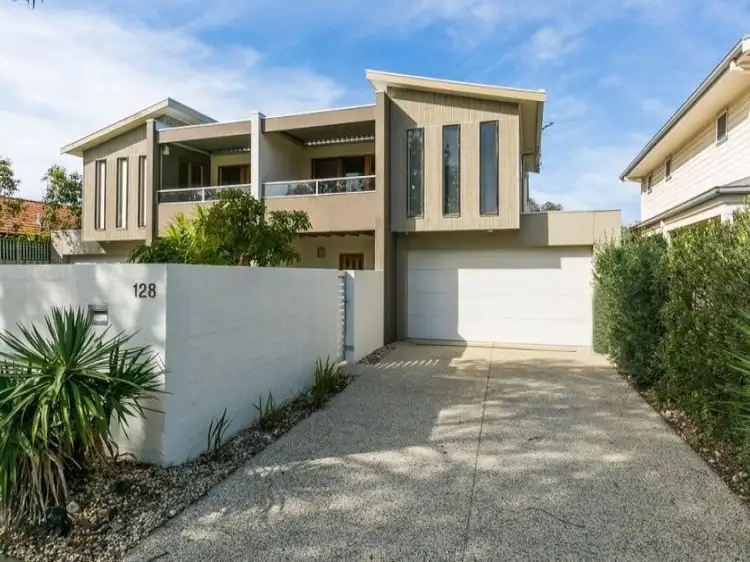 1/128 Fischer Street, Torquay VIC 3228