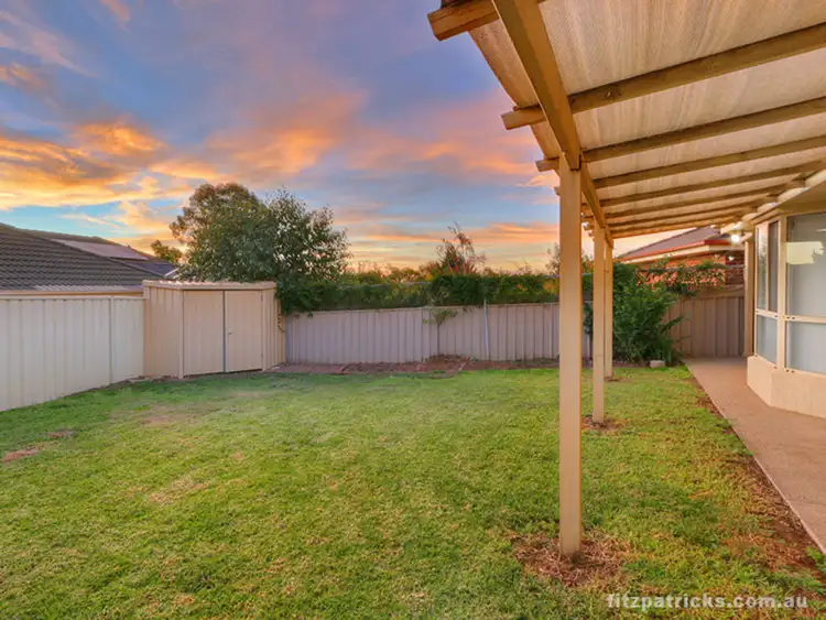 Sixth view of Homely unit listing, 2/10 Kaloona Drive, Bourkelands NSW 2650