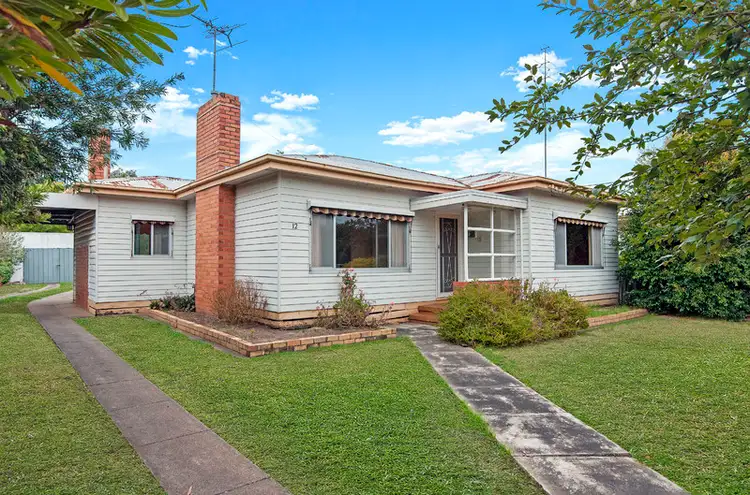 12 Patterson Avenue, Hamilton VIC 3300