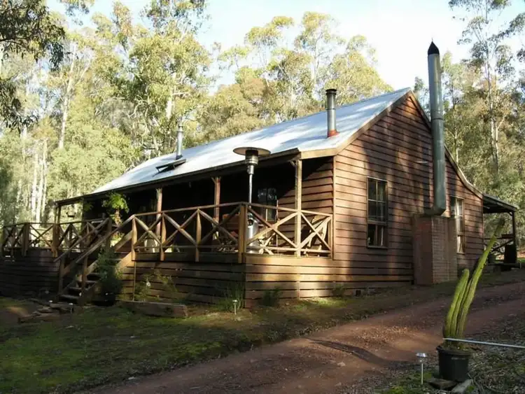 81 Facey Drive, Tolmie VIC 3723