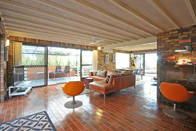 Sixth view of Homely unit listing, 2 / 15 Messines Crescent, Miami QLD 4220