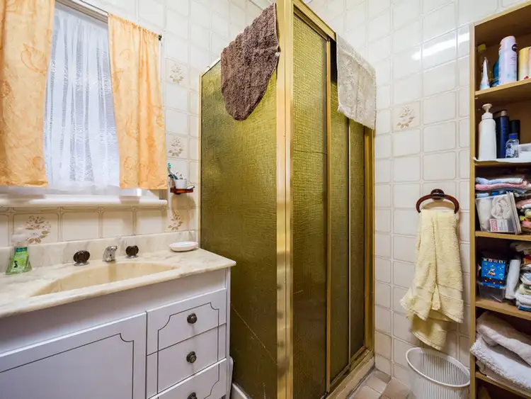 Fifth view of Homely house listing, 6 Curtin Avenue, Hadfield VIC 3046
