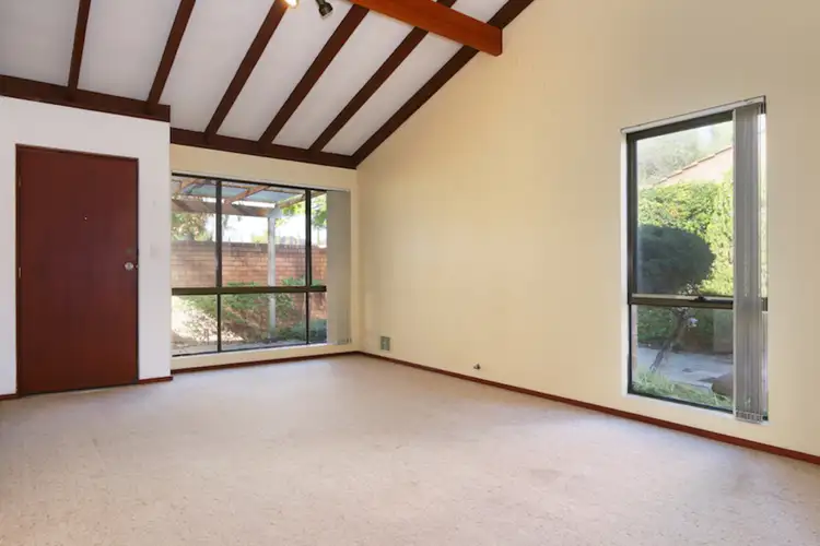 Fifth view of Homely villa listing, 4/44 - 46 Pulo Road, Brentwood WA 6153