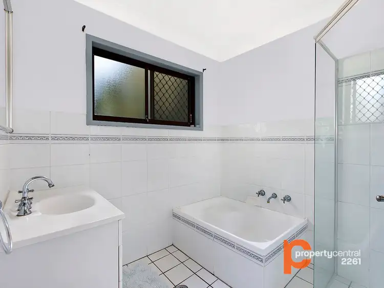 Fifth view of Homely house listing, 72 Lakedge Avenue, Berkeley Vale NSW 2261