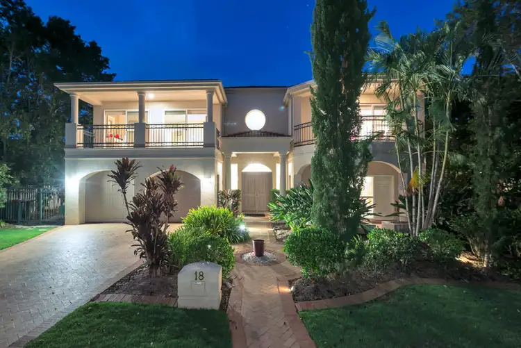 18 Jamieson Place, Brookfield QLD 4069