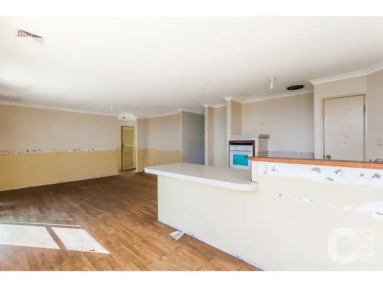 Fifth view of Homely house listing, 1 Myhill Mews, Leda WA 6170