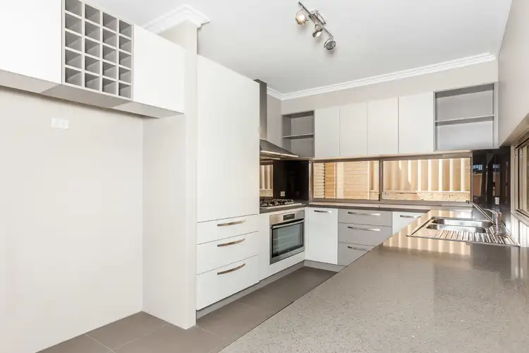 36 Anguilla Gardens, Iluka WA 6028