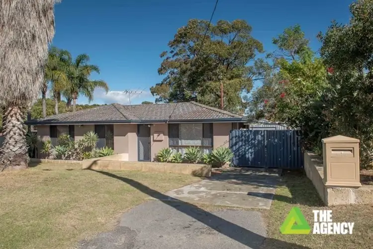 Second view of Homely house listing, 9 Argus Close, Craigie WA 6025