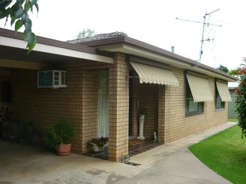 Main view of Homely townhouse listing, 2/39 Market Street, Benalla VIC 3672