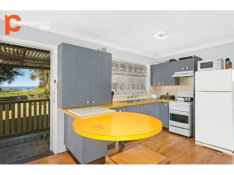 Second view of Homely house listing, 347 Lakedge Avenue, Berkeley Vale NSW 2261