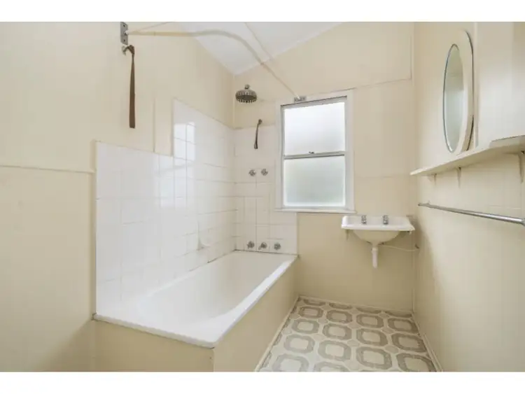 Sixth view of Homely house listing, 84 Neale Street, Kennington VIC 3550