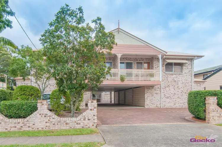 2/10 Surrey Street, Nundah QLD 4012