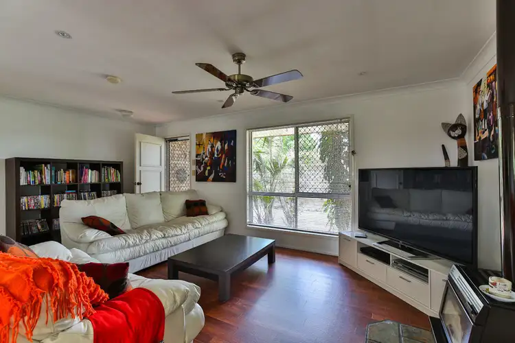 1 Liquidambar Street, Glenvale QLD 4350