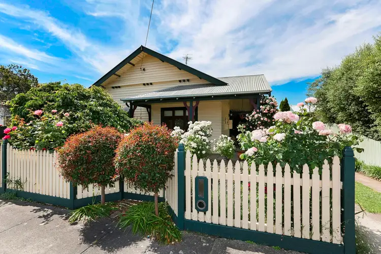 25 Marks Street, Colac VIC 3250