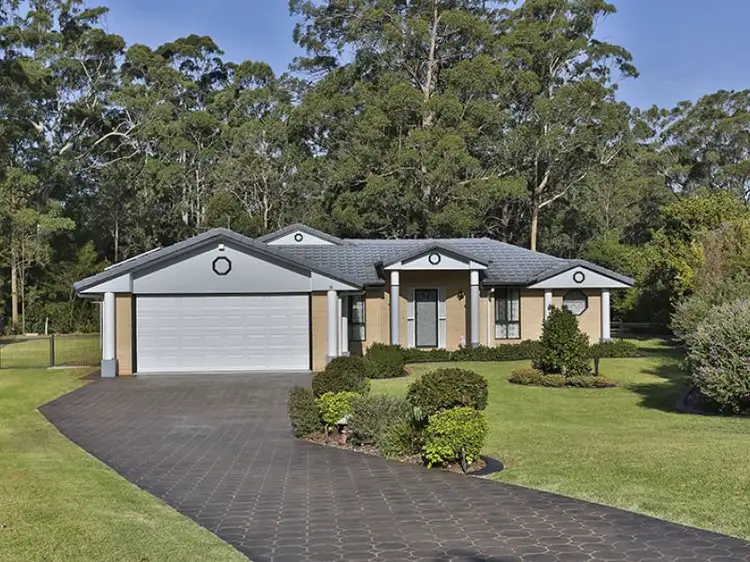 18 Tara Court, Highfields QLD 4352