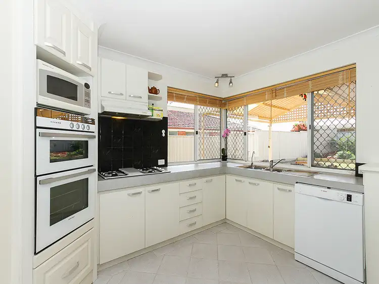 Fourth view of Homely house listing, 5 Seagate Turn, Kinross WA 6028