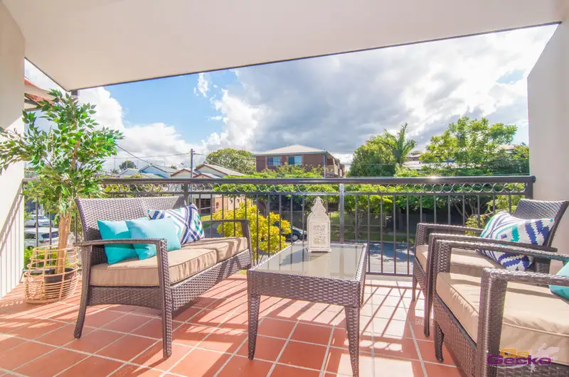 Main view of Homely unit listing, 2/31 Onslow Street, Ascot QLD 4007