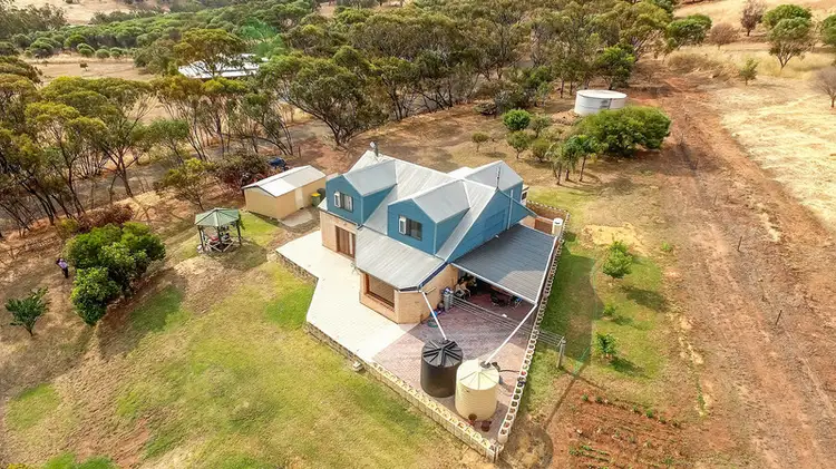 305 Picnic Hill Road, Toodyay WA 6566