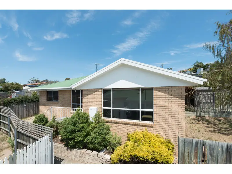 Main view of Homely unit listing, 2/265 Cambridge Road, Warrane TAS 7018