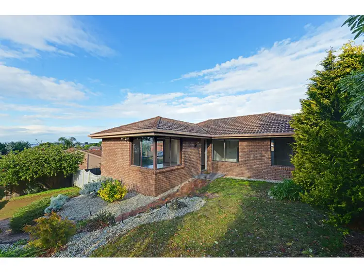 6 Calder Crescent, Blackmans Bay TAS 7052