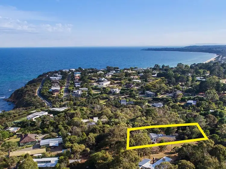24 Deakin Drive, Mount Martha VIC 3934